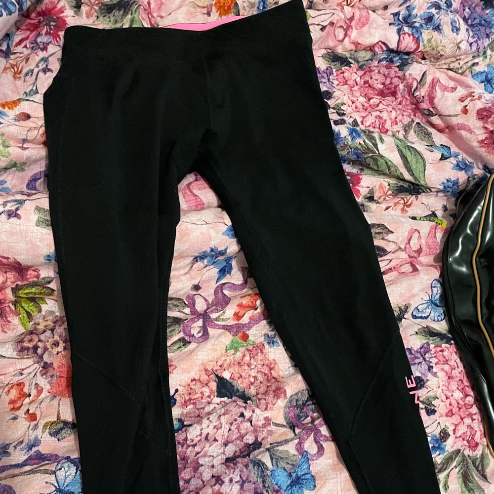 Lorna Jane tights - Picture 2 of 2